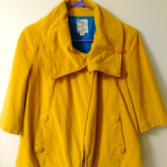 TULLE Jacket in Yellow Mustard - Picture 2 of 10